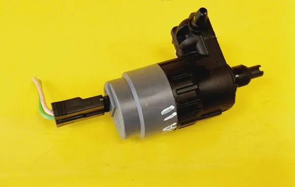 Fiat Panda II Windscreen/windshield washer pump D258909B