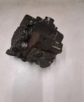 Audi A6 S6 C6 4F Fuel injection high pressure pump 0445010171 059130755S