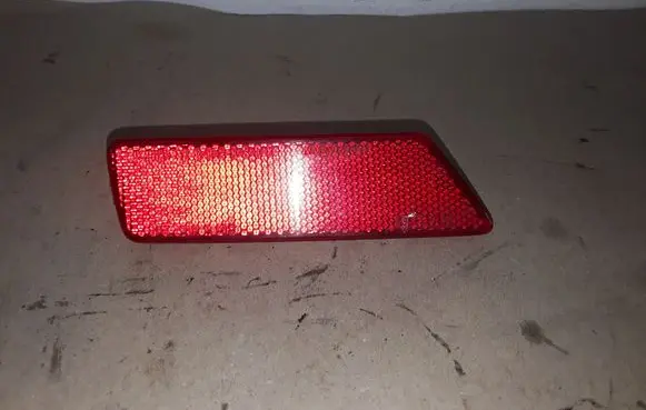 Nissan X-Trail T30 Rear tail light reflector E43020007