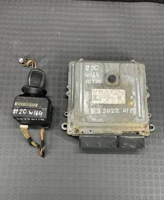 Mercedes-Benz ML W164 Engine ECU kit and lock set A6421505677 0281013945