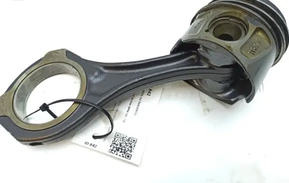 Mercedes-Benz Sprinter W906 Piston with connecting rod 8370 2403500