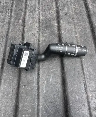 Land Rover Discovery 5 Wiper control stalk J8A23F973AB