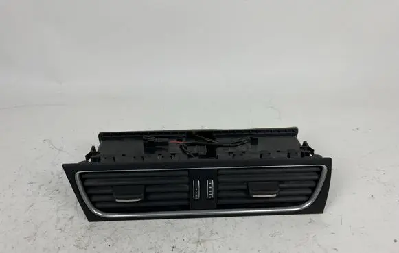 Audi S5 Facelift Dash center air vent grill 8T1820951E
