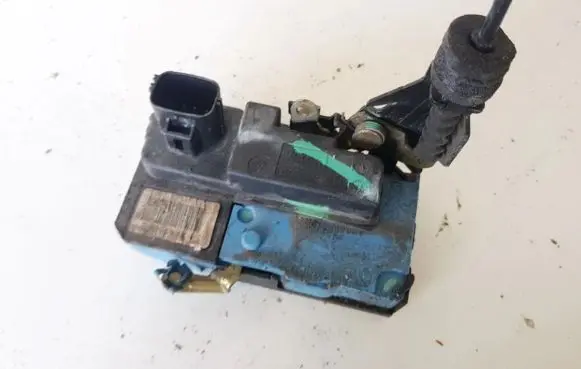 Volvo S80 Front door lock