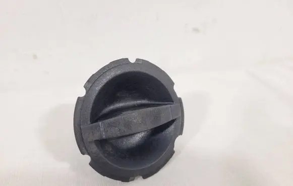 Volvo XC70 Oil filler cap 30677517