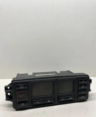 Audi A3 S3 8L Climate control unit 8LO820043B