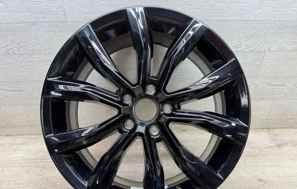 Volkswagen T-Roc R17 alloy rim 2GA601025AB