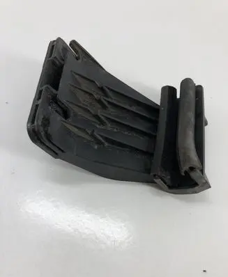 Citroen DS5 Rear door windshield rail 9687060380