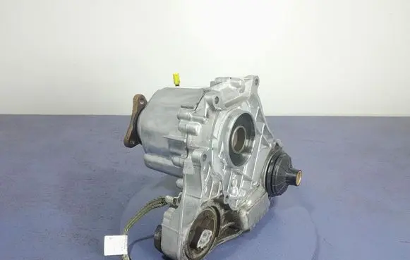 BMW X4 F26 Gearbox transfer box case 9469021