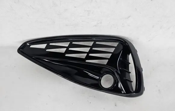 Hyundai i30 Front bumper lower grill 86563-G4510