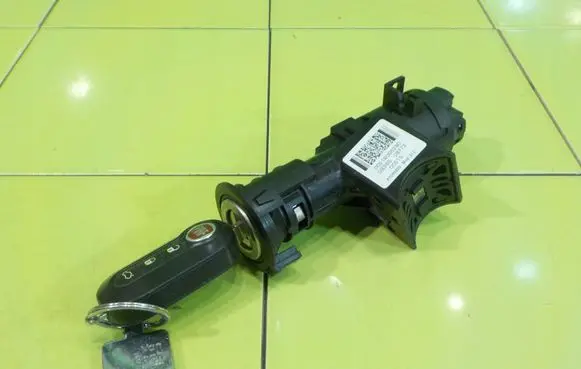 Fiat Panda III Ignition lock 46528244
