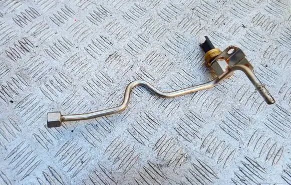 BMW 1 E81 E87 Fuel main line pipe 7614317
