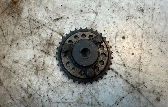 BMW 7 G11 G12 Timing chain sprocket 7568822