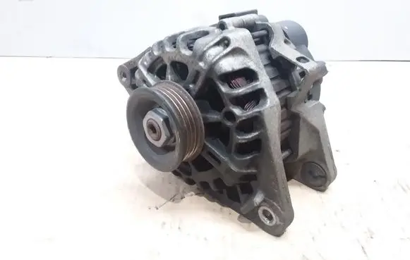 Hyundai Tucson JM Generator/alternator 3730022650