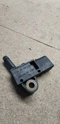Mercedes-Benz C W203 Exhaust gas pressure sensor A0051537728 0281002762