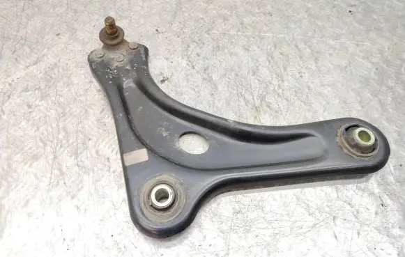 Peugeot 2008 I Front lower control arm/wishbone
