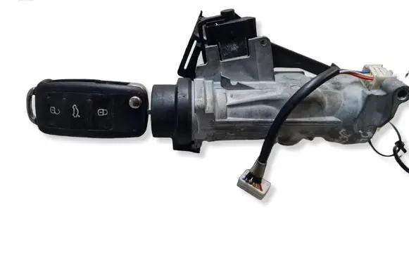 Volkswagen Sharan Ignition lock 5K0905865