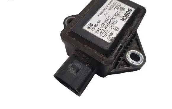 Audi A4 S4 B6 8E 8H ESP acceleration yaw rate sensor 8E0907637A