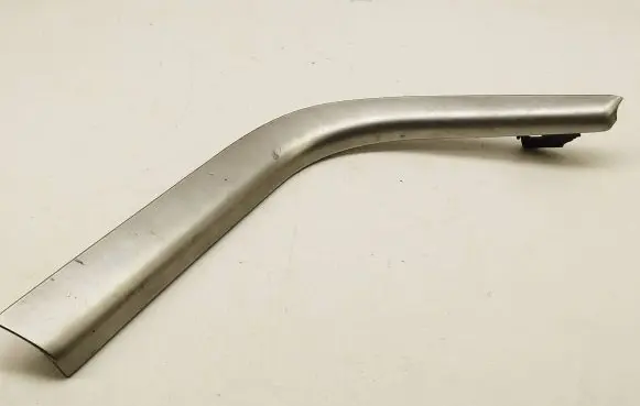 Subaru Legacy Radio/GPS head unit trim 