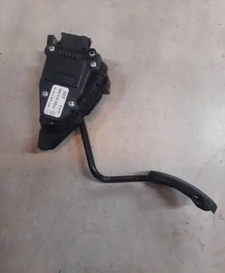 Renault Trafic II (X83) Accelerator throttle pedal 7700313060