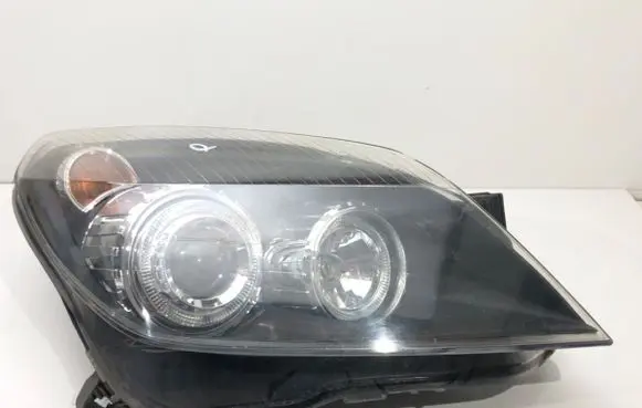 Opel Astra H Headlight/headlamp
