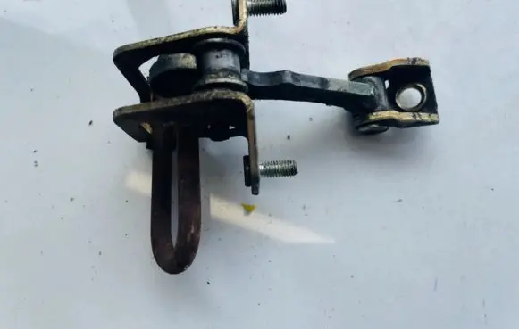 Volvo S70 V70 V70 XC Rear door check strap stopper