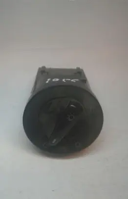 Skoda Octavia Mk1 (1U) Light switch 3B0941531B