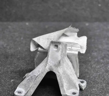 Audi A5 8T 8F Engine mounting bracket 8K0199387T