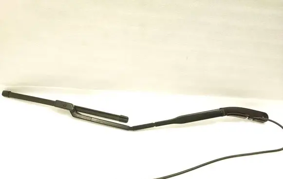 Volvo XC60 Front wiper blade arm W000082546