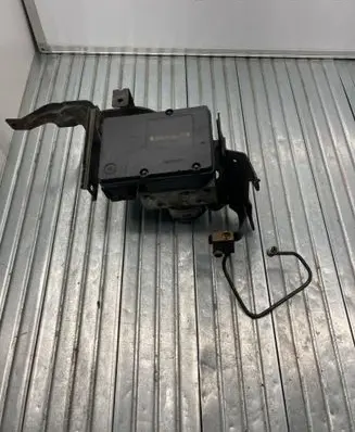 Nissan Qashqai ABS Pump 06210903323 YQR6D26N74