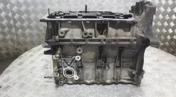 Peugeot 207 Engine block 