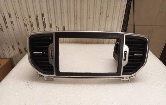 KIA Sportage Dash center air vent grill 97410F1000