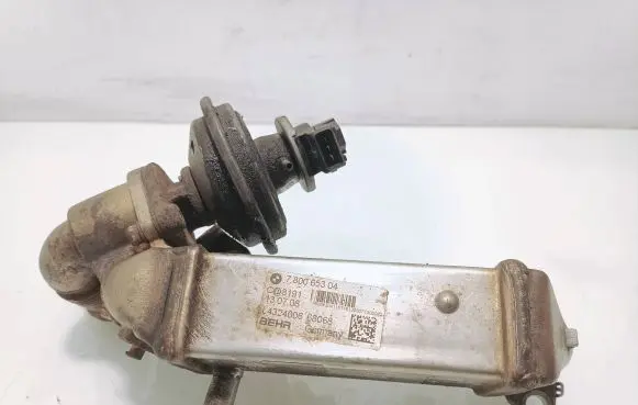 BMW 3 E90 E91 EGR valve cooler 7800653 130708 L4324006