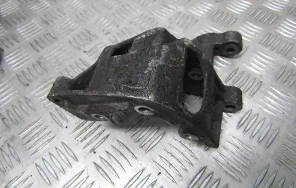 Volkswagen Golf III Engine mounting bracket 028145523d