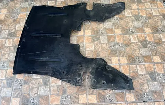 BMW 4 F32 F33 Center/middle under tray cover 7241831