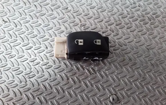 Central locking switch button