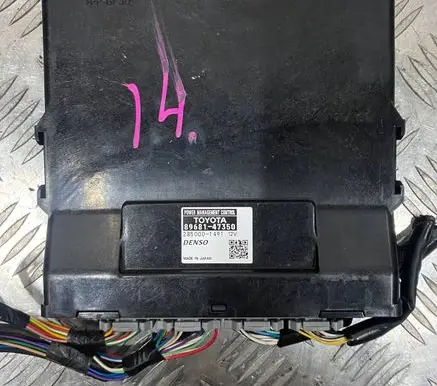 Toyota Prius+ (ZVW40) Power management control unit 8968147350