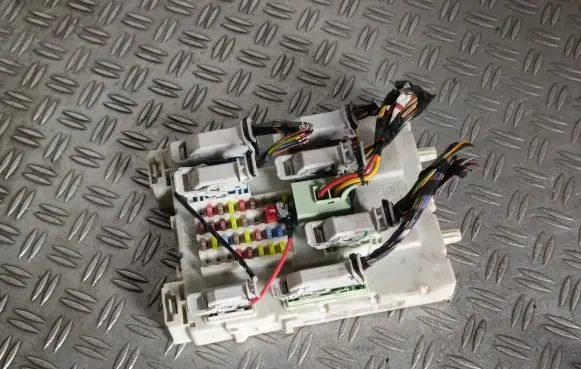 Ford Transit - Tourneo Connect Comfort/convenience module F1DT14A073DF 7030338448