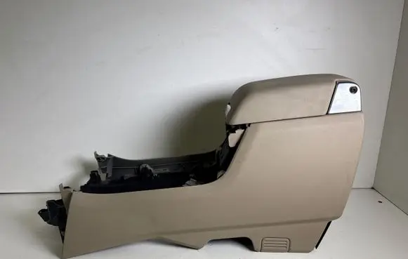 Land Rover Discovery 4 - LR4 Center console FJI500031