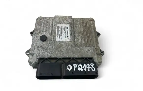 Opel Corsa D Engine control unit/module 55568002KQ