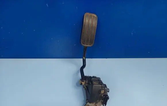 Volkswagen Sharan Accelerator throttle pedal 7M3721603E 6PV00777003