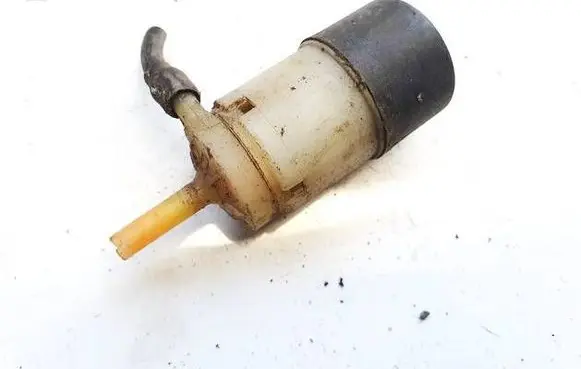 Mitsubishi Space Star Windscreen/windshield washer pump transpar