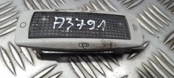 Volkswagen Golf IV Other interior light 3B0947291 1540SJO