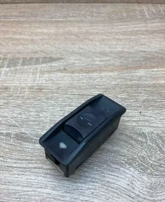 BMW 5 E34 Sunroof switch 1378862