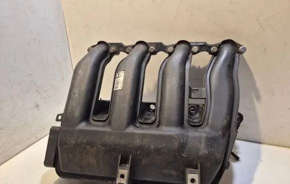 BMW 3 E46 Intake manifold 7787318 7788194