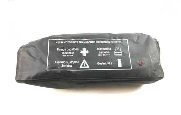 Citroen Berlingo First aid kit 