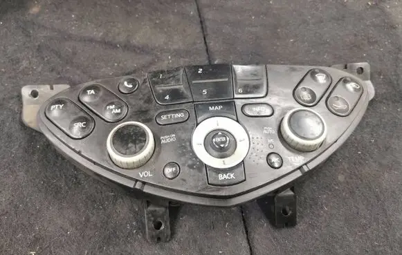 Nissan Primera Climate control unit 28395BA000 50852879H