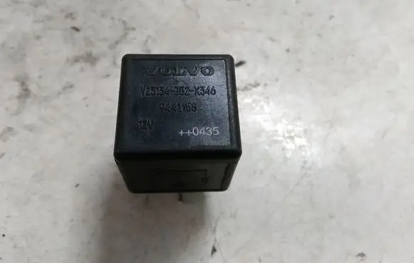 Volvo V70 Other relay 9441158