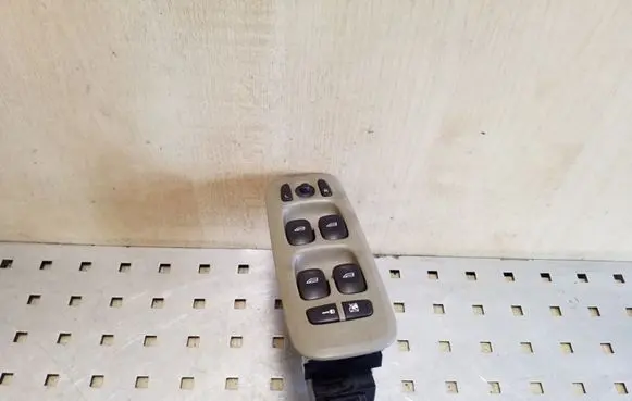 Volvo XC70 Electric window control switch 30773895