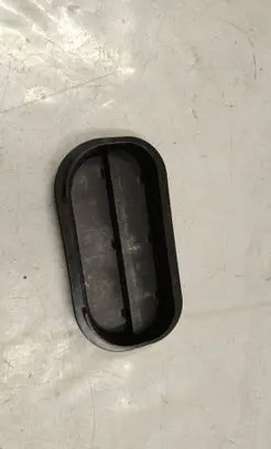 Audi A3 8Y Quarter panel pressure vent 6R0819465C